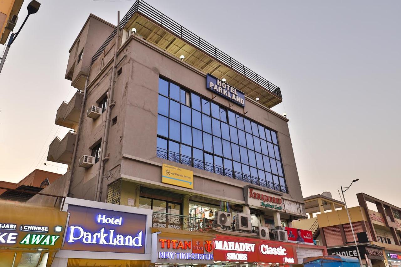 Hotel Park Land Ahmedabad Exterior foto