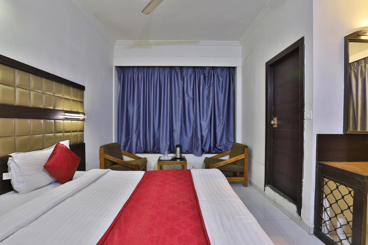 Hotel Park Land Ahmedabad Exterior foto